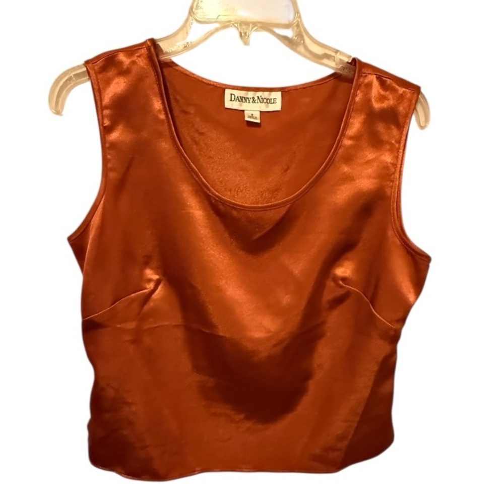 Danny & Nicole Rust Top